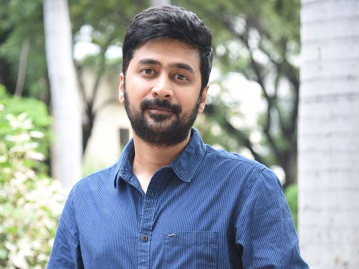 rahul ravindran,dream project,pawan kalyan,mahesh babu,young director  పవన్, మహేష్‌తో సినిమా అంటున్న కుర్ర డైరెక్టర్