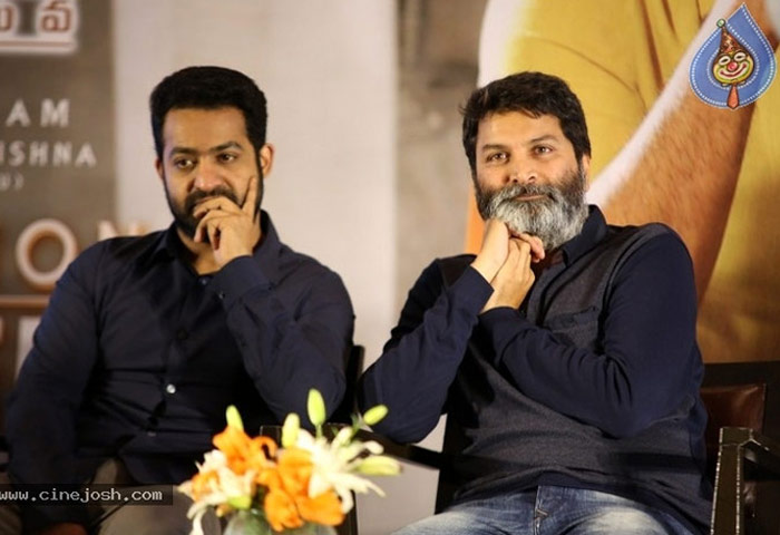 ntr,trivikram srinivas,aravinda sametha,comedy  యంగ్ టైగర్ చాలా బాగా చెప్పాడు..!