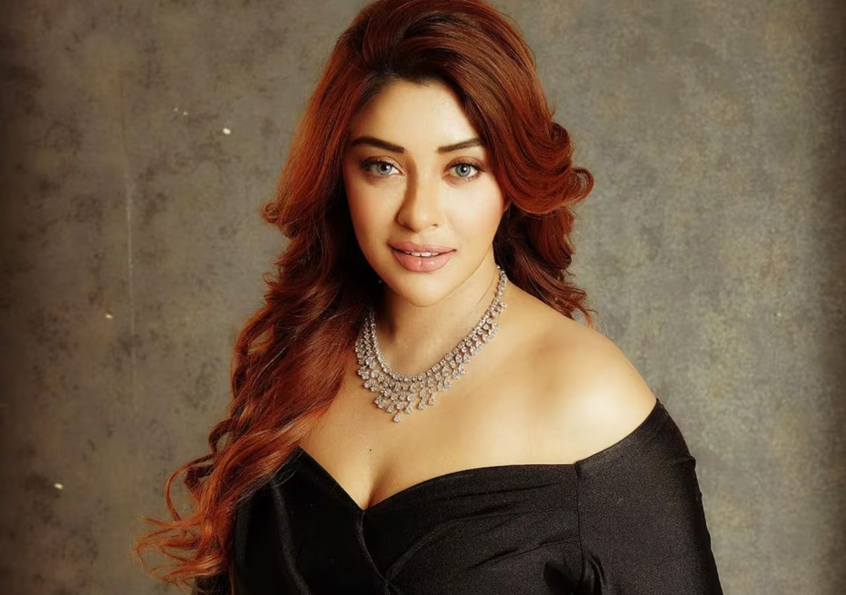 payal ghosh,tarak,bollywood,anurag kashyap,sensational comments,south cine industry  ఎన్టీఆర్ హీరోయిన్‌పై లైంగిక దాడి!