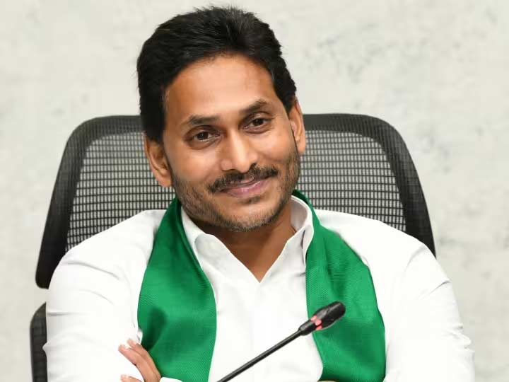 ysrcp  ప్రమాణ స్వీకారాలు ప్రాక్టీస్ చేస్తుంటే మళ్లీ ఇదేంటి